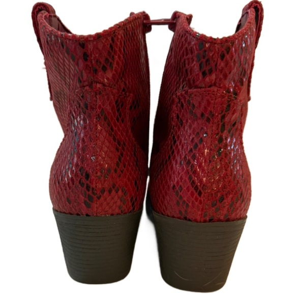 Rampage Red Snake Print Cowboy Ankle Boots NWOB Size 8 - Picture 6 of 6